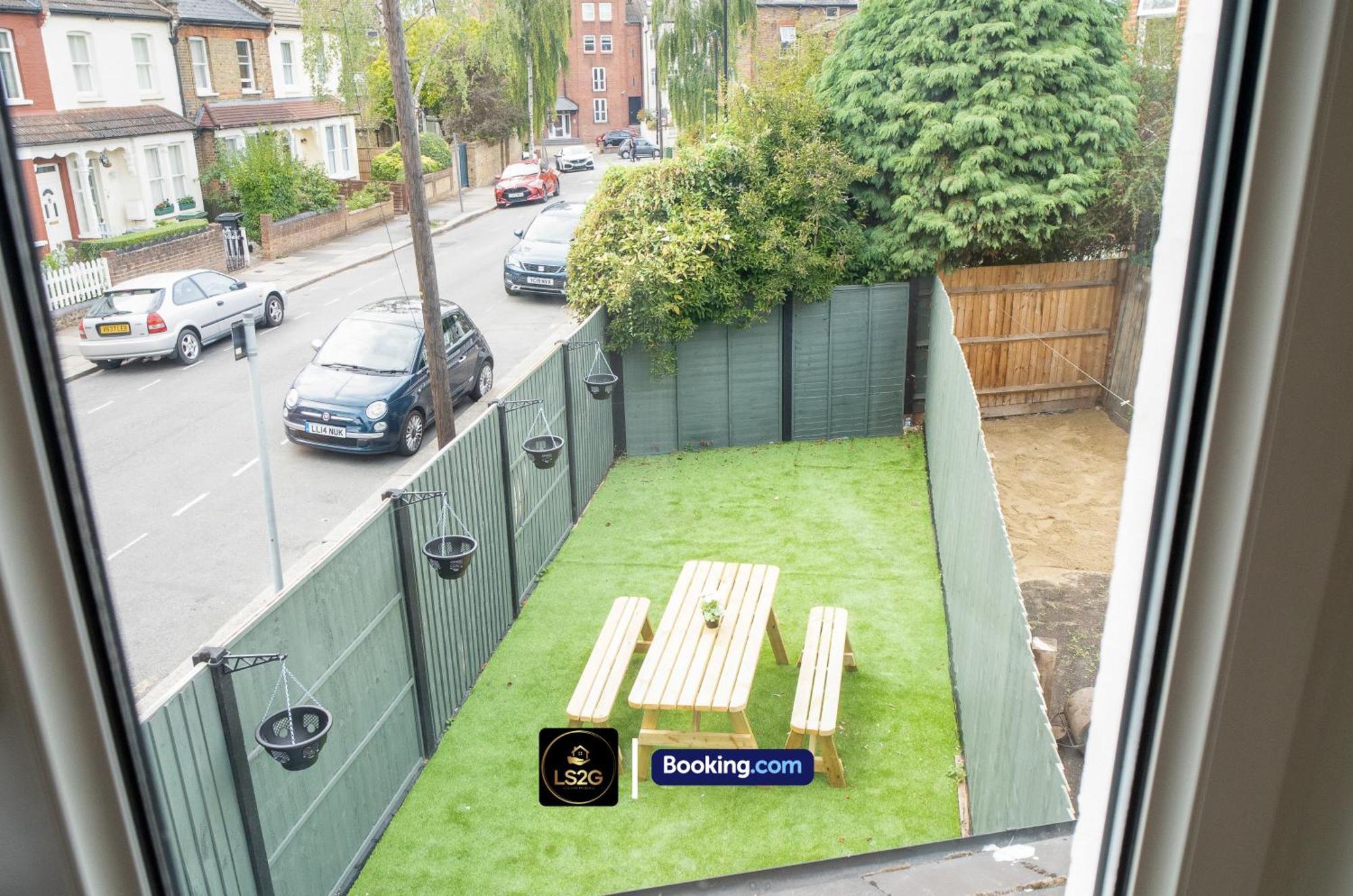 Stunning House By Ls2G Short Lets & Serviced Accommodation Greater London With Free Wifi Экстерьер фото