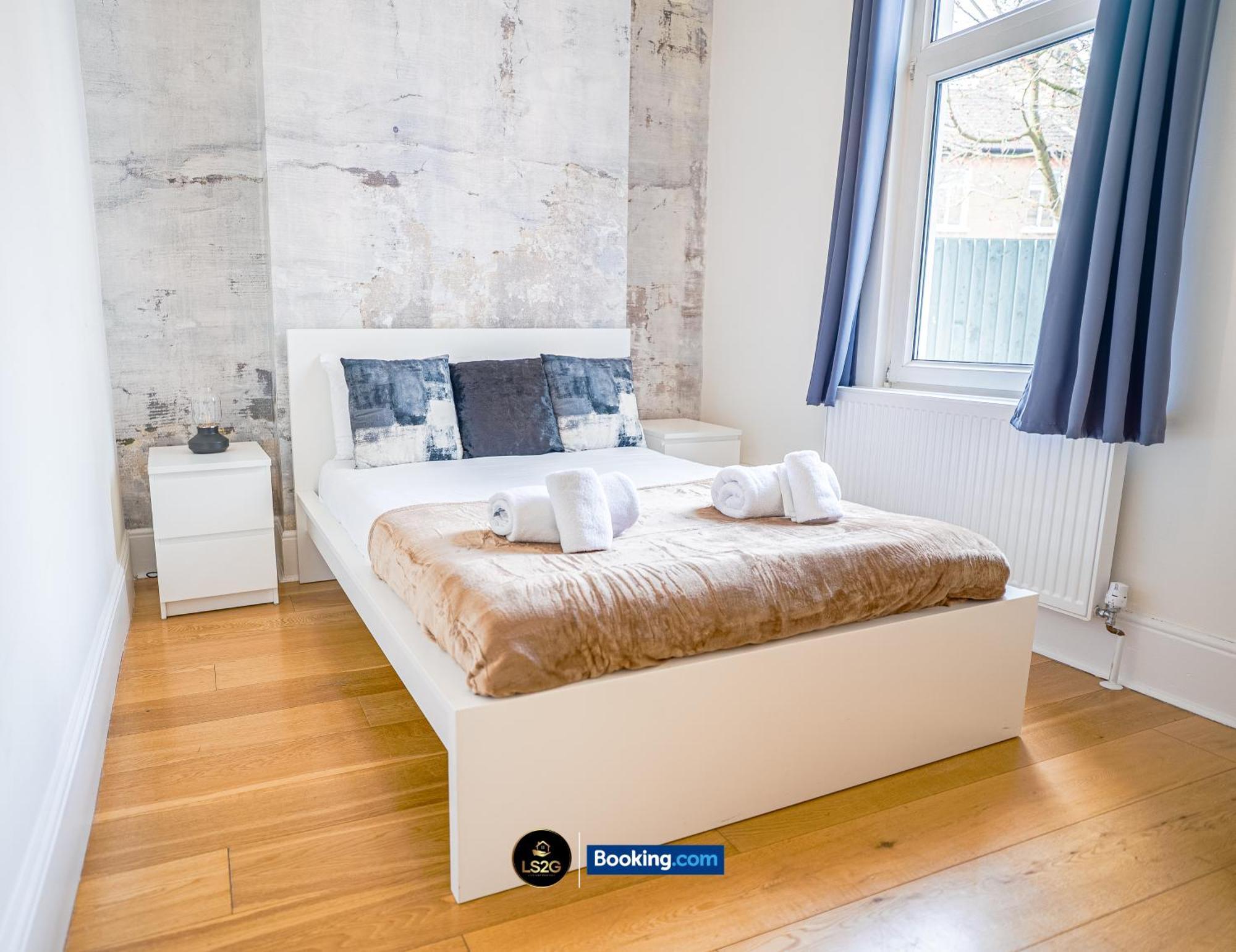 Stunning House By Ls2G Short Lets & Serviced Accommodation Greater London With Free Wifi Экстерьер фото