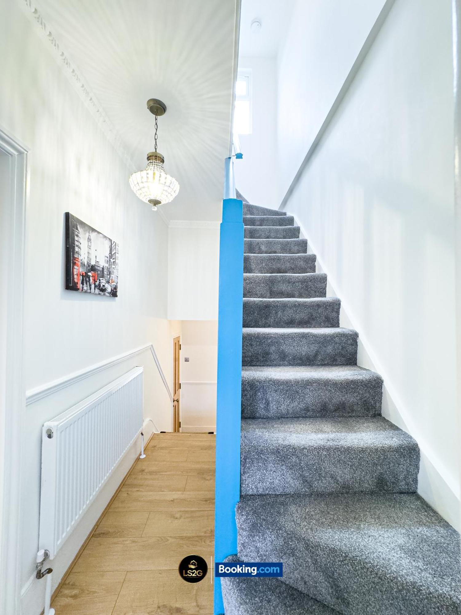 Stunning House By Ls2G Short Lets & Serviced Accommodation Greater London With Free Wifi Экстерьер фото